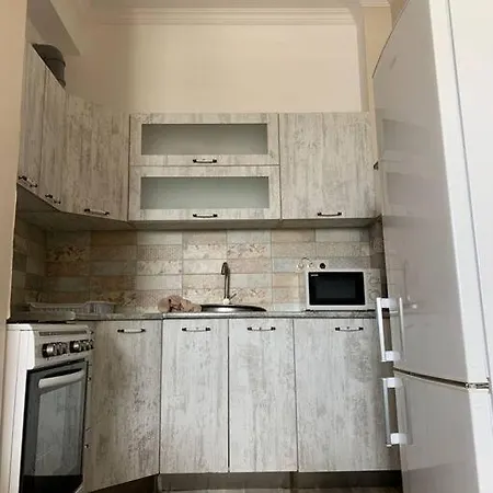 The Comfortable And Beautiful Apt In Tbilisi Exterior photo
